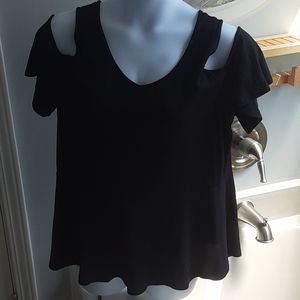 Isaac Mizrahi Black Cold-Shoulder V-Neck Ruffle Blouse